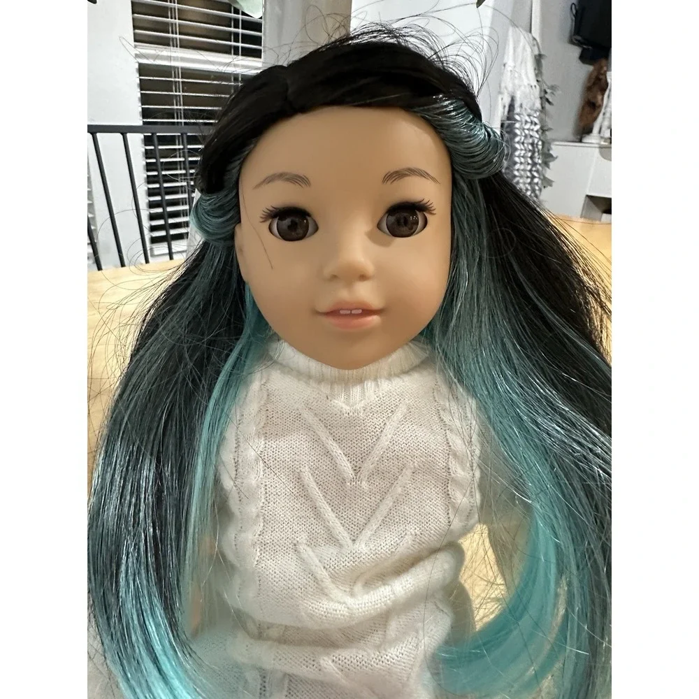 American Girl Doll Corrine Tan GOTY 2018 Black Blue Hair